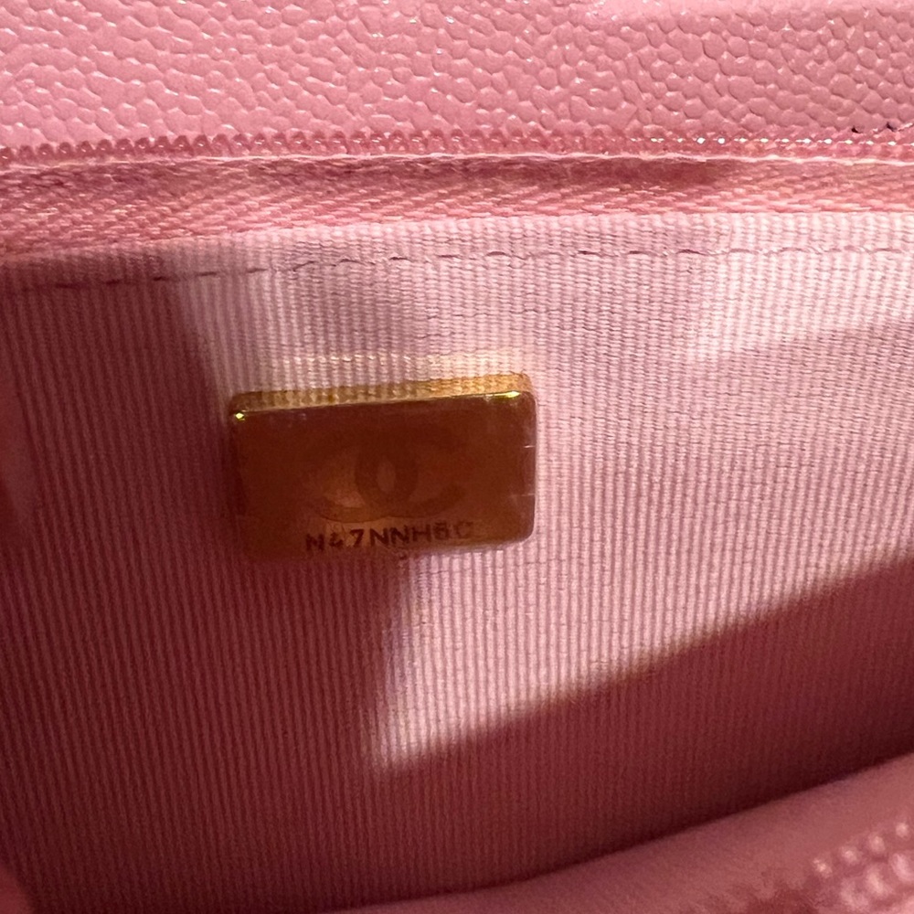 NEW Authentic Chanel Wallet on chain WOC - Rose and light gold hardware - Picture 7 of 7